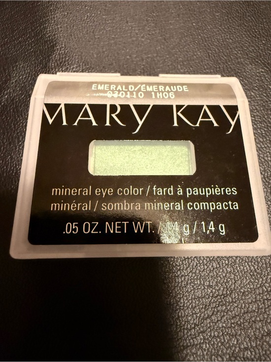 Mary Kay Other - Emerald Mary Kay Mineral Eye Color — Emerald Shimmery Green